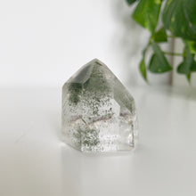 Load image into Gallery viewer, GREEN PHANTOM QUARTZ POINT FROM BRAZIL | 3.9 x 4.6cm | 79grams

