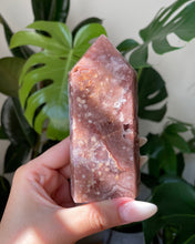 Load image into Gallery viewer, HIGH QUALITY PINK AMETHYST POINT WITH AMETHYST DRUZY | 4.5 x 11.5CM | 326 grams
