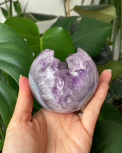 Load image into Gallery viewer, AMETHYST WITH BLUE AGATE SPHERE FROM URUGUAY | 487g | 7.4cm
