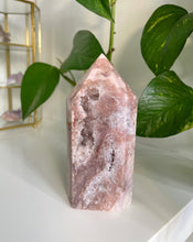 Load image into Gallery viewer, HIGH QUALITY DRUZY PINK AMETHYST TOWER WITH QUARTZ AND SOFT LILAC | 5.3 x 11.7cm | 339GRAMS | FYI - SLIGHT IMPERFECT TIP)
