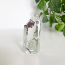 Load image into Gallery viewer, GREEN PHANTOM QUARTZ POINT FROM BRAZIL | 2.3 x 6.6cm | 75grams
