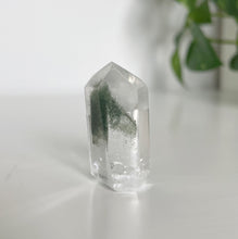 Load image into Gallery viewer, GREEN PHANTOM QUARTZ POINT FROM BRAZIL | 1.9 x 4cm | 22grams
