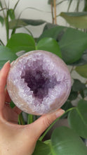 Load and play video in Gallery viewer, LILAC AMETHYST SPHERE FROM  URUGUAY | 799g | 8.8cm
